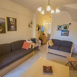 Ferienhaus Stylish House By The Sea Gerakini