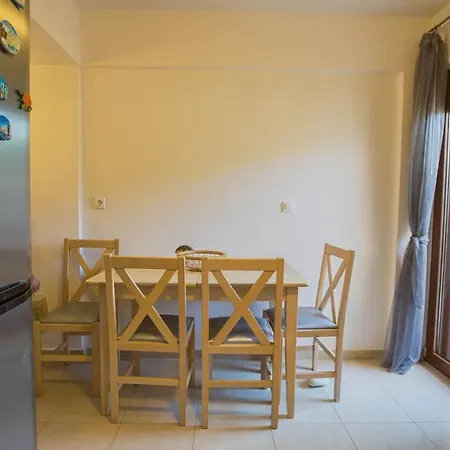 Stylish House By The Sea *