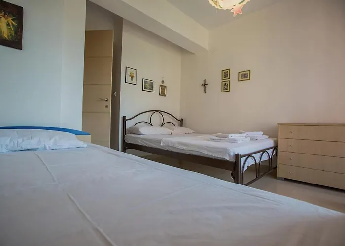 Stylish House By The Sea Сasa de vacaciones