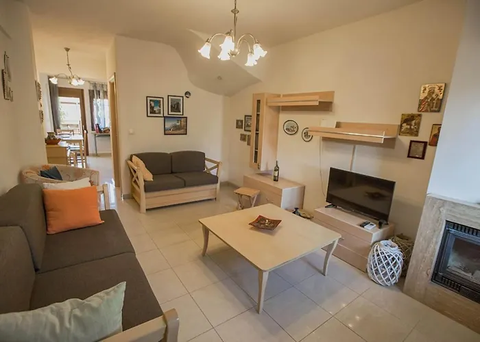 Stylish House By The Sea *