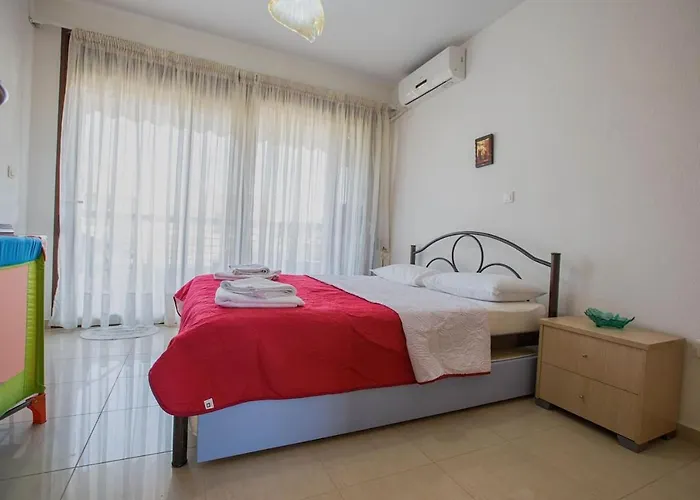 Stylish House By The Sea